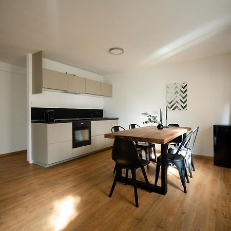 Oldtown Studio Apartment With 2 Bathrooms 뒤셀도르프 외부 사진