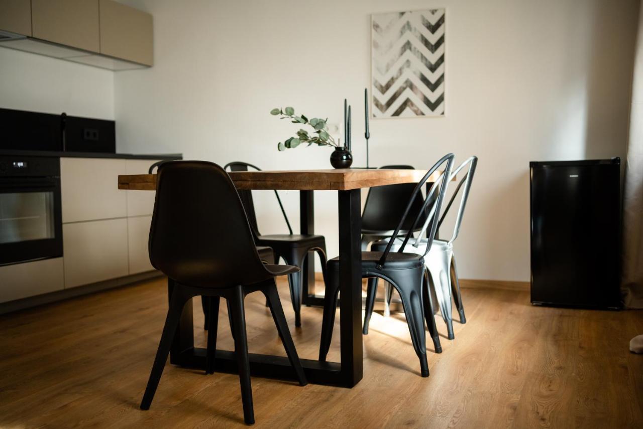 Oldtown Studio Apartment With 2 Bathrooms 뒤셀도르프 외부 사진