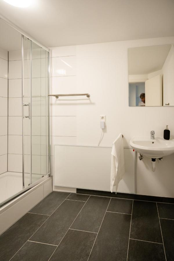Oldtown Studio Apartment With 2 Bathrooms 뒤셀도르프 외부 사진