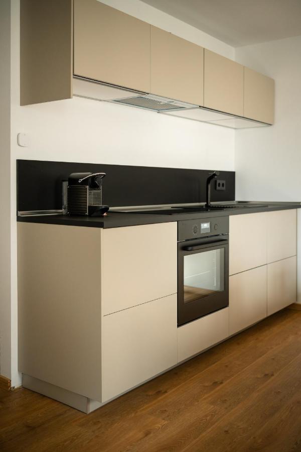 Oldtown Studio Apartment With 2 Bathrooms 뒤셀도르프 외부 사진