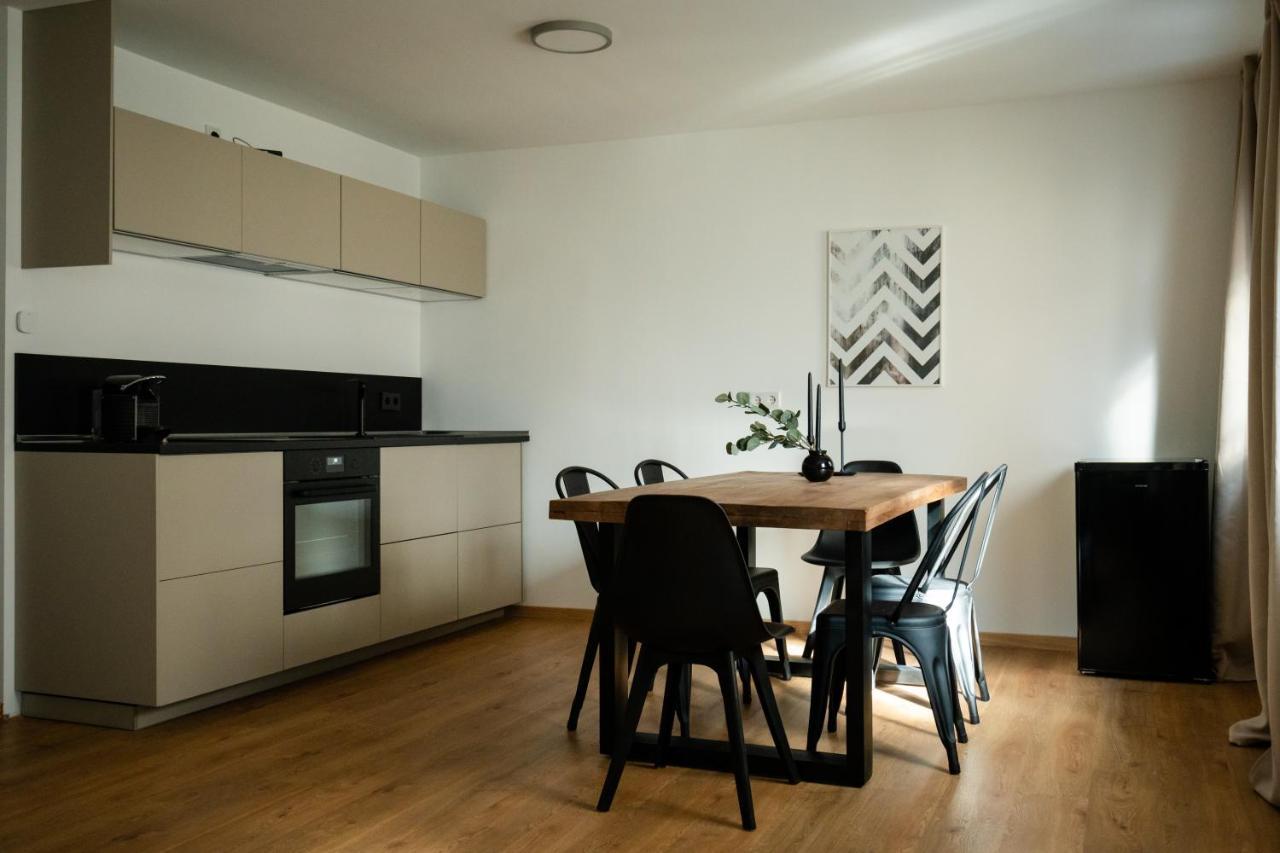 Oldtown Studio Apartment With 2 Bathrooms 뒤셀도르프 외부 사진