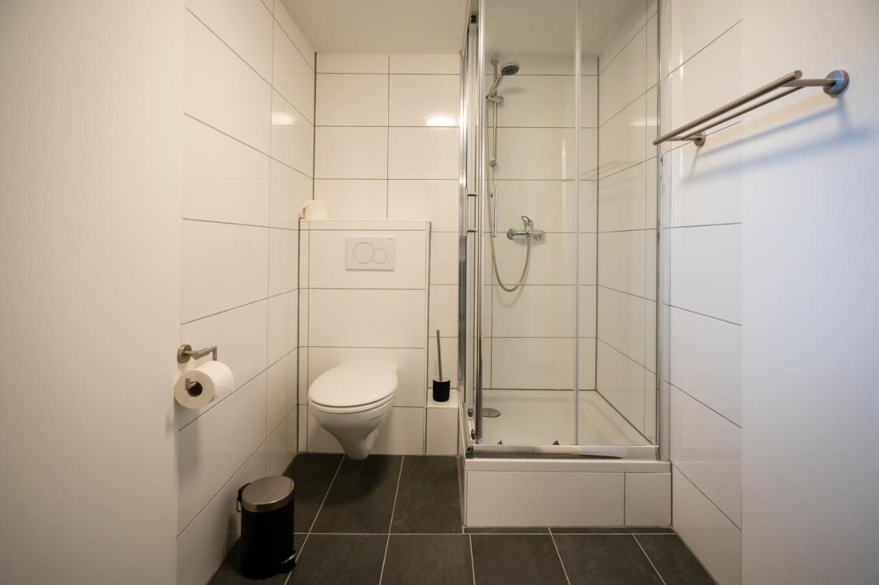 Oldtown Studio Apartment With 2 Bathrooms 뒤셀도르프 외부 사진